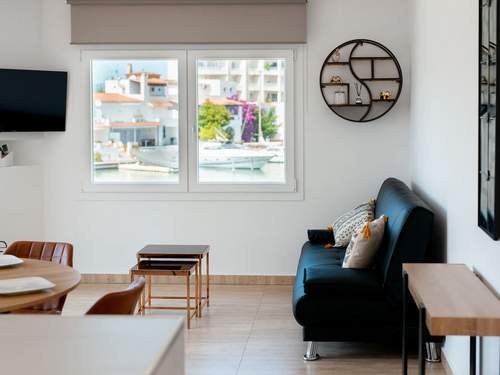 Ferienwohnung WELCS APARTAMENTO 263 EMP con vistas al canal