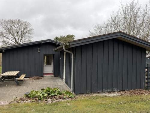 Ferienhaus Julika - 560m from the sea