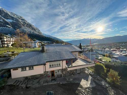 Ferienwohnung Residenza Cristallo, (Flims Dorf). 3.5 Zimmer Partérre Wohnung (97m2) mit Garte