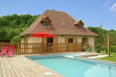 Maison avec piscine chauffée - Ferienunterkunft in Loubressac (10 Personen)