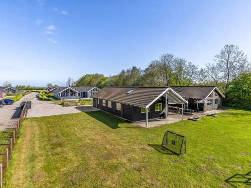 Ferienhaus Finwith - 600m from the sea