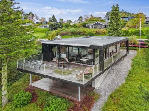 Ferienhaus Iarund - 600m from the sea