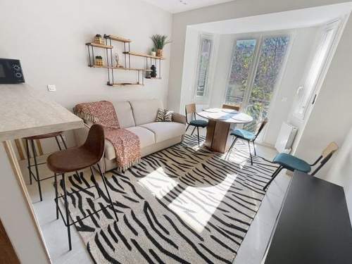 Ferienwohnung Lovely 1 bedroom Pasteur  246