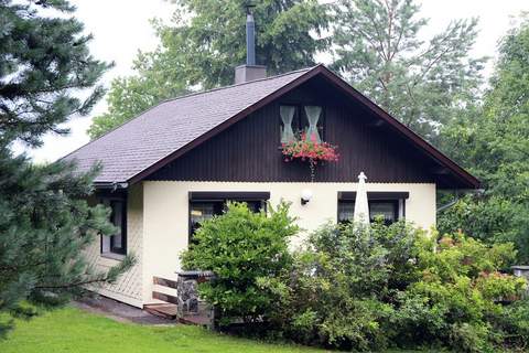 Am Wald - Ferienhaus in Fischbach (4 Personen)