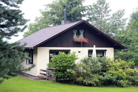 Am Wald - Ferienhaus in Fischbach (4 Personen)