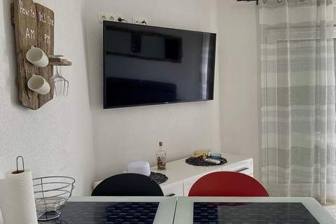 Luxury Lovran Apartments with Swimming Pool - Standard One Bedroom Apartment - Ferienunterkunft in Lovran (4 Personen)