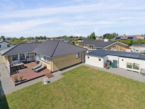 Ferienhaus Eia - 1.5km from the sea
