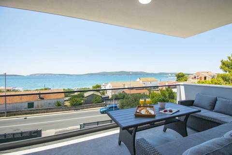 Ferienunterkunft in Šibenik-Brodarica (8 Personen)