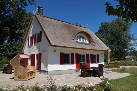 Ferienunterkunft in Glowe (8 Personen)