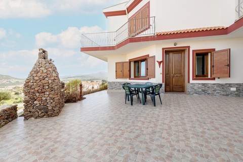 CASA ASSUNTA - Ferienunterkunft in Castelsardo (9 Personen)