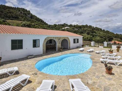Ferienhaus Wunderschönes Landhaus im Landhausstil mit Pool auf dem Land, in der Nähe von M