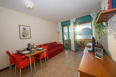 RESIDENCE PORTO LETIZIA - PALACE-2ROOM APT 6 PAX LAKE VIEW 8209 - P2LP6 - Ferienunterkunft in Porlezza (6 Personen)