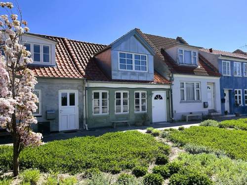 Ferienhaus Swarthofthi - 90m from the sea