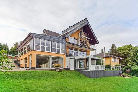 Haus Eifelsonne - Ferienunterkunft in Hellenthal (10 Personen)