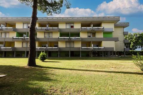 Pierre & Vacances Luni Mare Apartment 4 people - 1 bedroom - Air-conditioning - Terrace or balcony - Ferienunterkunft in Luni (4 Personen)
