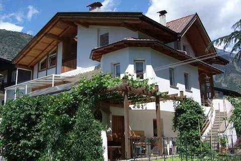 Ferienunterkunft in Partschins/Rabland (4 Personen)