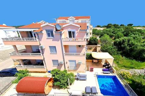 Ferienunterkunft in Trogir (6 Personen)