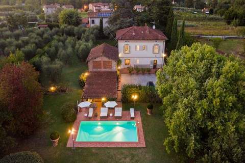 Villa Clara - Ferienunterkunft in Capannori (10 Personen)