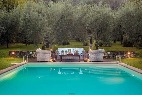 Villa Label - Ferienunterkunft in Camaiore (8 Personen)