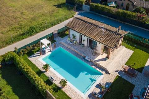 The Luxury Beach Villa - Ferienunterkunft in Viareggio (2 Personen)