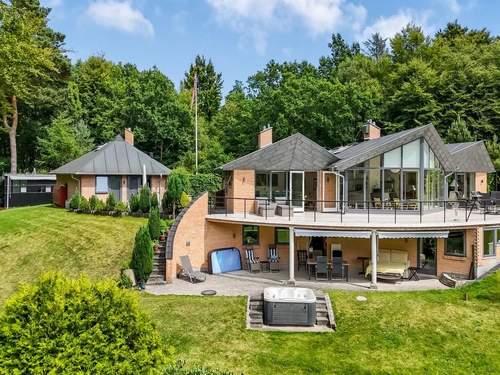 Ferienhaus Berenice - 500m from the sea