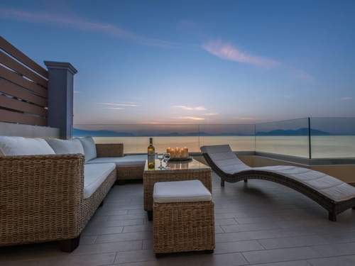 Ferienwohnung Diamante beachfront suite B
