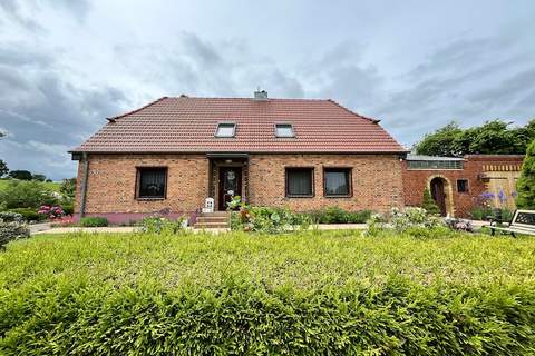 Am Wiesengrund - Ferienunterkunft in Steffenshagen (3 Personen)