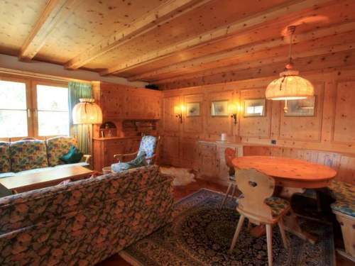 Ferienwohnung Apartment Christina - Zentrale 3.5-Zimmer-Wohnung mit Balkon in Pontresina