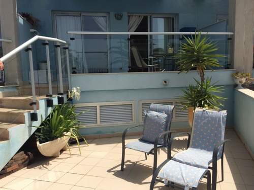 Ferienwohnung Beach blue Ferienwohnung, Klimaanlage, WLAN, Terrasse