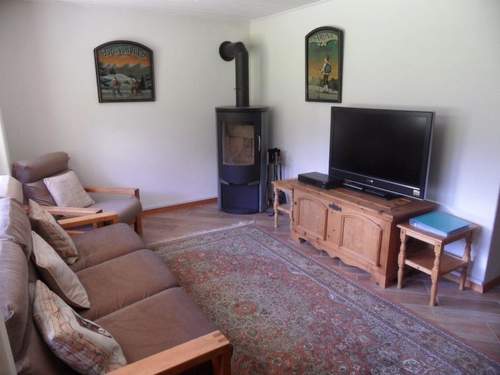 Ferienwohnung Finkennest, (Grächen),