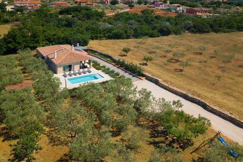 Ferienunterkunft in Galižana (6 Personen)