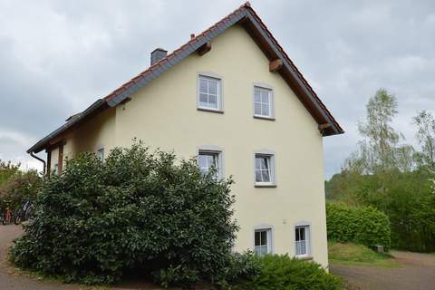 Ferienwohnung Grün - Ferienunterkunft in Gransdorf (4 Personen)