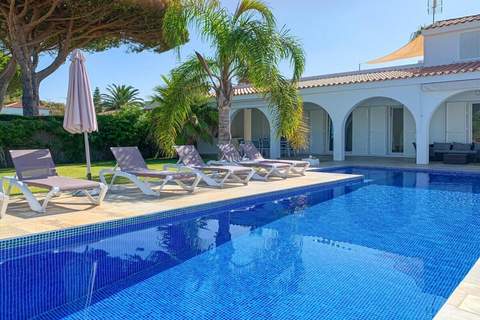 Ferienunterkunft in Conil de la Frontera (8 Personen)