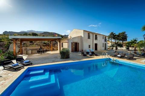 Villa Le Muse Otto - Ferienunterkunft in Castellammare Del Golfo (8 Personen)