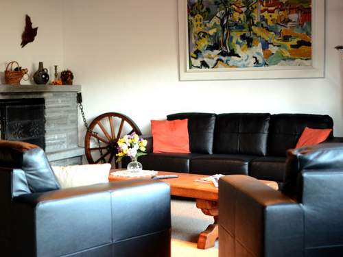 Ferienwohnung Surrieven / Friz, (Laax Dorf), 240