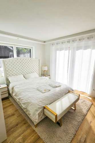 Ferienwohnung Luxus Neubau 65m2 City Wohnung - r