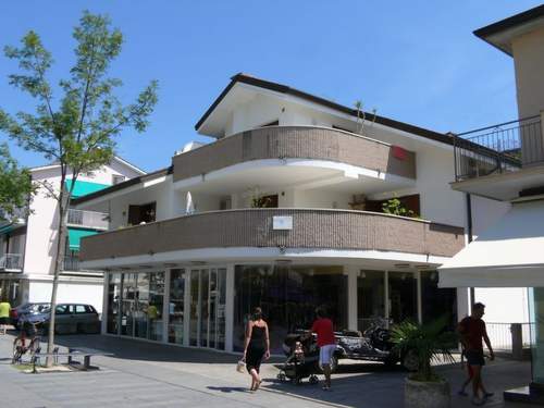 Ferienwohnung Wohnung im Zentrum von Lignano Sabb. Maria 1