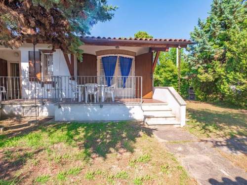 Ferienhaus 3-Schlafzimmer-Villa mit großem Garten