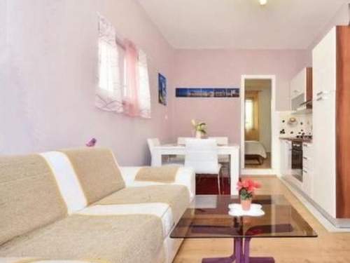 Ferienwohnung Charmante Wohnung La-Le