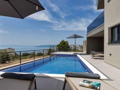 Ferienhaus Villa Vip in Makarska mit beheiztem Pool und 4 Schafzimmern