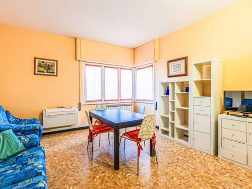 Ferienwohnung Holiday Home
