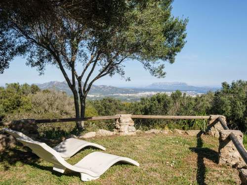 Ferienhaus Altes gallurisches Bauernhaus mit Blick auf Olbia