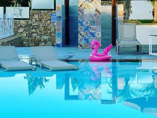 Ferienwohnung Wohnung Glicine mit Schwimmbad und Meerblick