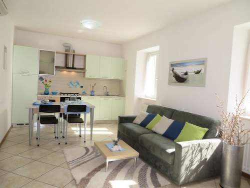 Ferienwohnung Familienwohnung mit Balkon BV2