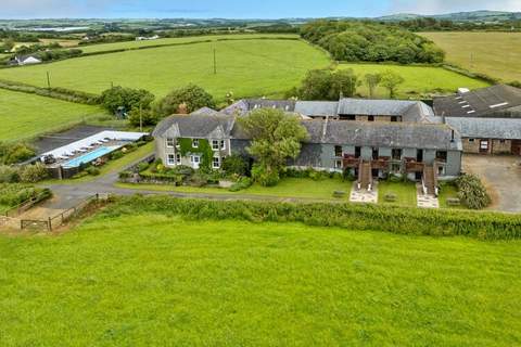 Squire, Quinceborough Farm - Ferienunterkunft in Widemouth Bay (5 Personen)