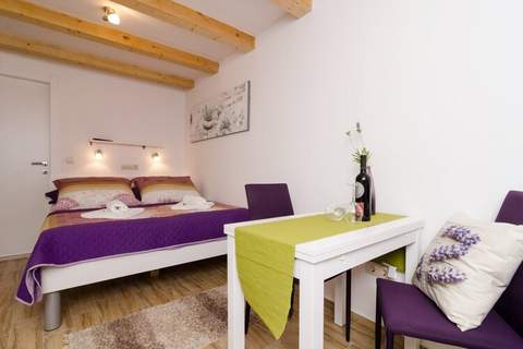 Lavender Garden Apartments - Comfort Studio Apartment (Ground Floor) - APT 2 - Ferienunterkunft in Dubrovnik (2 Personen)