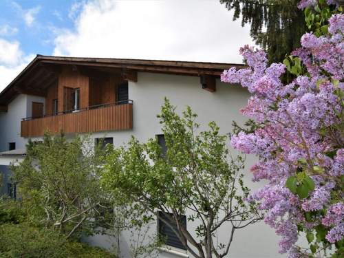 Ferienwohnung Tgesa Zundregn Appartement/Fewo, Bad, WC, 3 Schlafräume