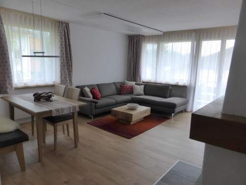 Ferienwohnung Chesa Carnea 6 Appartement/Fewo, Dusche oder Bad, WC 3-Zimmerwohnung