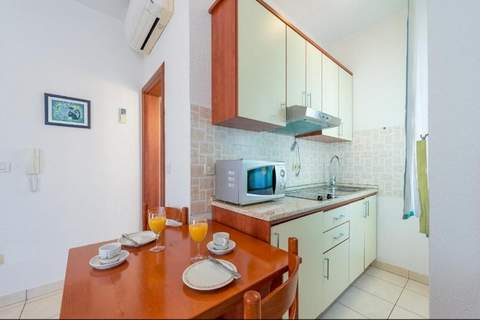 Villa Borna Apartments - Superior Studio Apartment with Terrace and Sea View (2 Adults) - br. 9 - Ferienunterkunft in Dubrovnik (2 Personen)