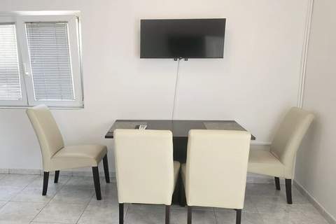 Apartments Mateo - One Bedroom Apartment - White - Ferienunterkunft in Vodice (3 Personen)